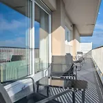 Suite Pompidou, Vue Artistique