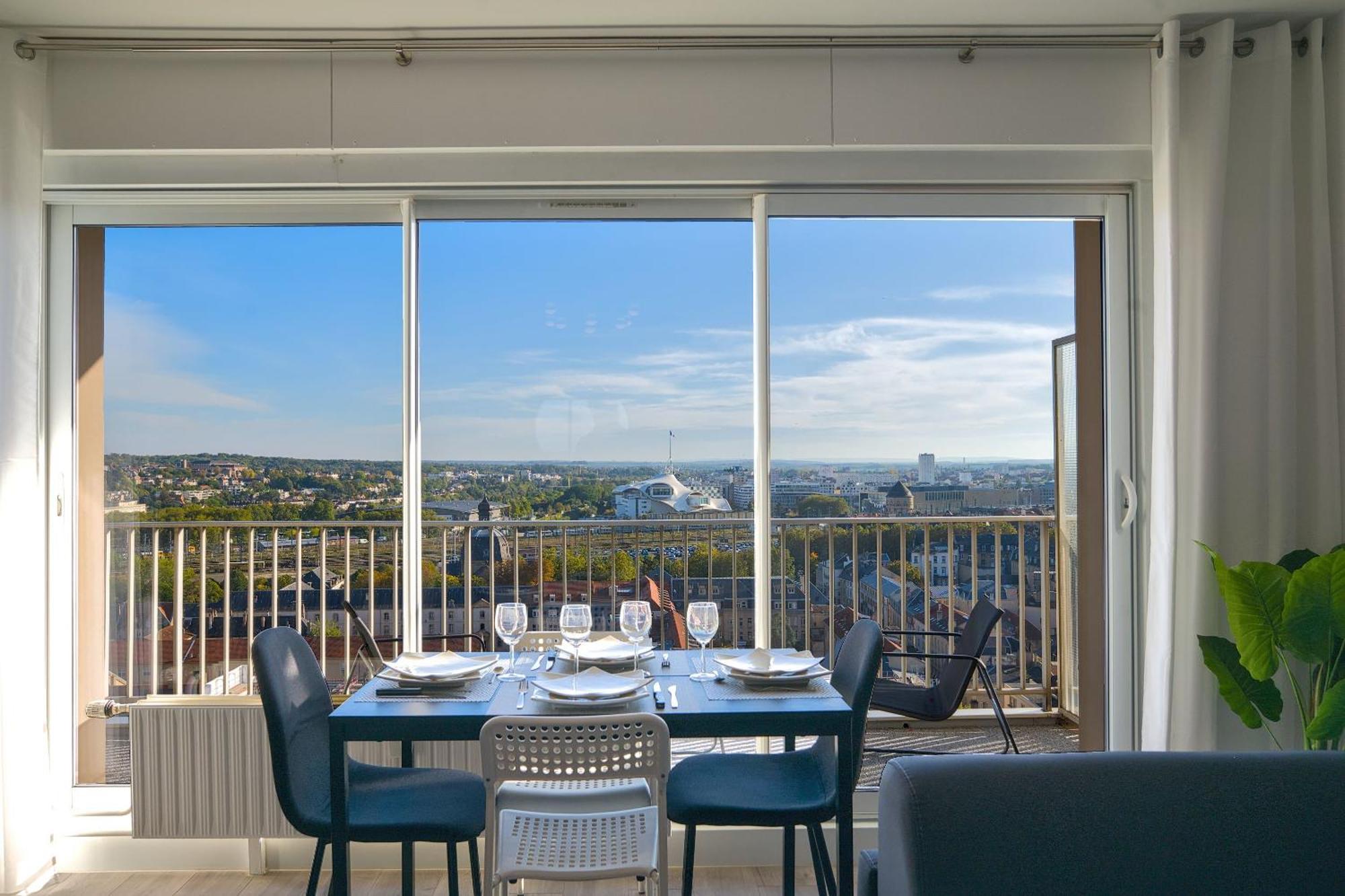 Appartement Pompidou, Vue Artistique Metz